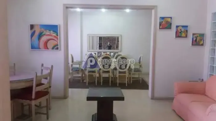 Privilégio imóveis vende: Excelente apartamento, original 4 quartos em Copacabana
