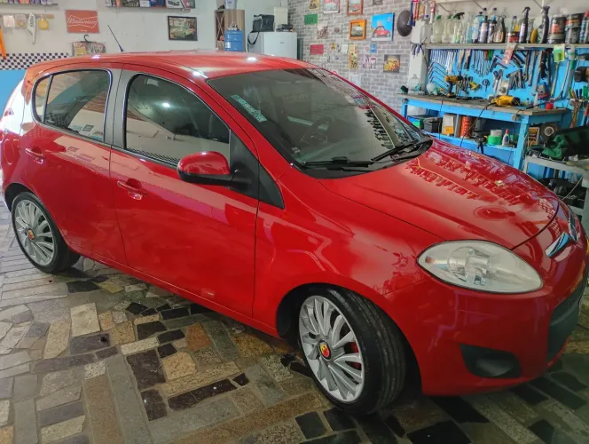 Fiat Palio Attractive 1.0 EVO Fire Flex 8V 5P 2013