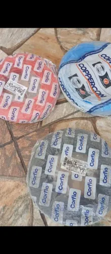 3 cabos 2,5mm preto, azul e vermelho 150,00 cada as 3 peças preço negociável...