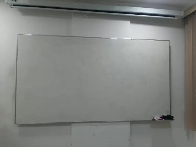 Quadro Escolar Grande - Ideal para Sala de Aula
