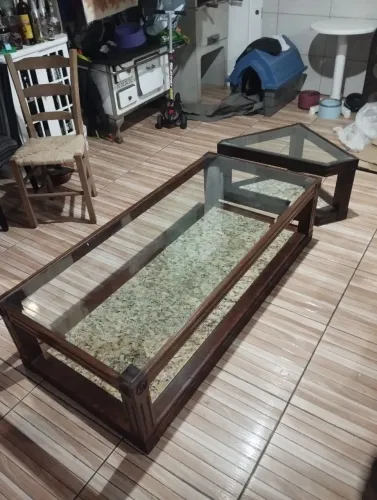 Mesa de centro + mesa de canto antigas