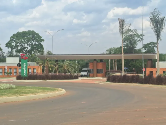 VENDO ÁGIO DE LOTE EM CONDOMÍNIO FECHADO JARDINS AMSTERDÃ