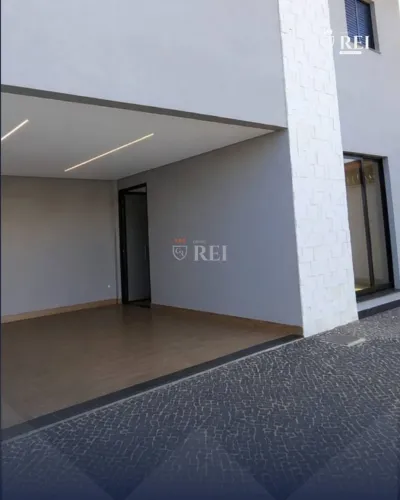 Sobrado com 3 Quartos, Residencial Solar dos Ataídes 1ª Etapa - Rio Verde