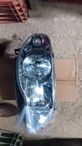Farol fiat palio 2004 a 2007
