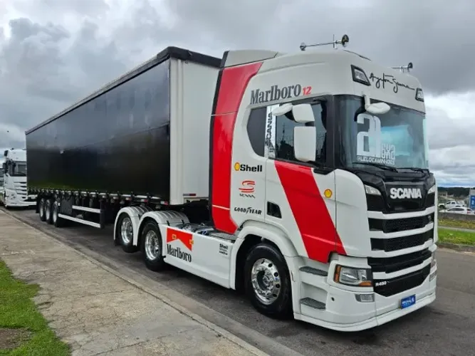 Scania R450 6x2 Ano 21 Personalizado Marlboro + Sider Randon 2015 28 plts pneus usados