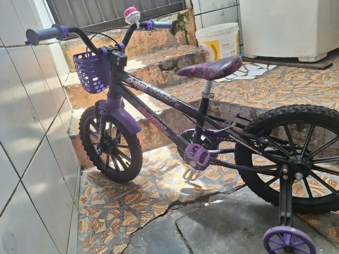 Bicicleta semi nova