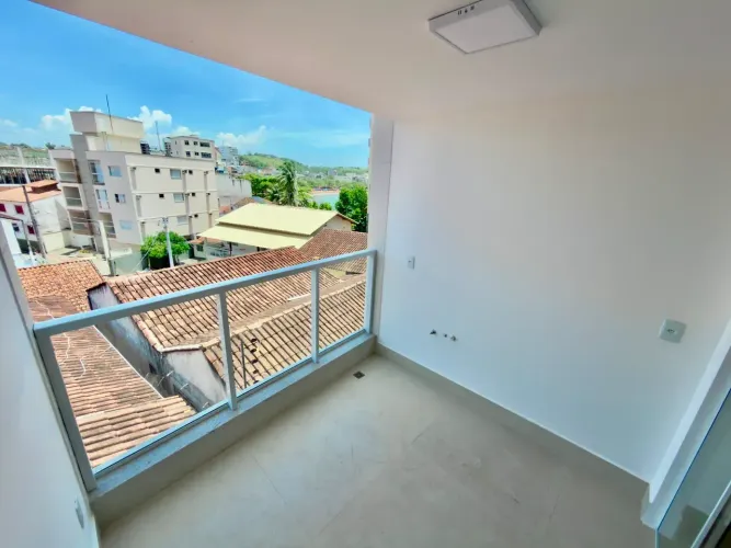 Edifício Orlando Franzotti: Conforto, Praticidade e Vista Privilegiada para o Mar em Iriri