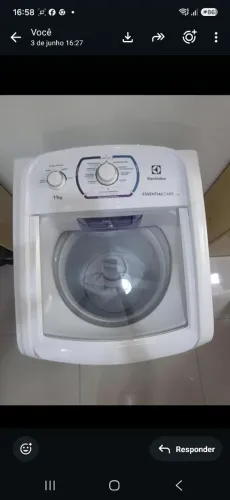 Máquina de lavar semi nova Eletrolux Branca