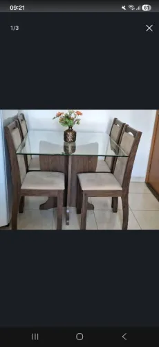 Conjunto 4 cadeiras, mesa de vidro Bom estado