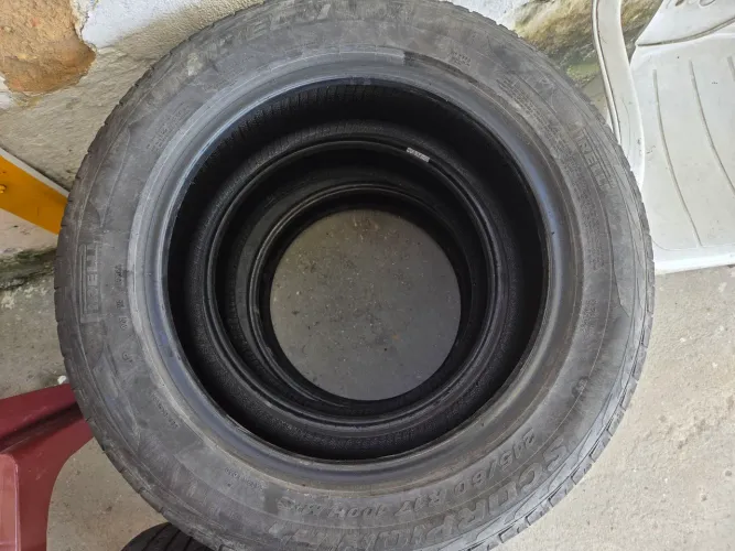 PNEUS 215 60 17" USADO