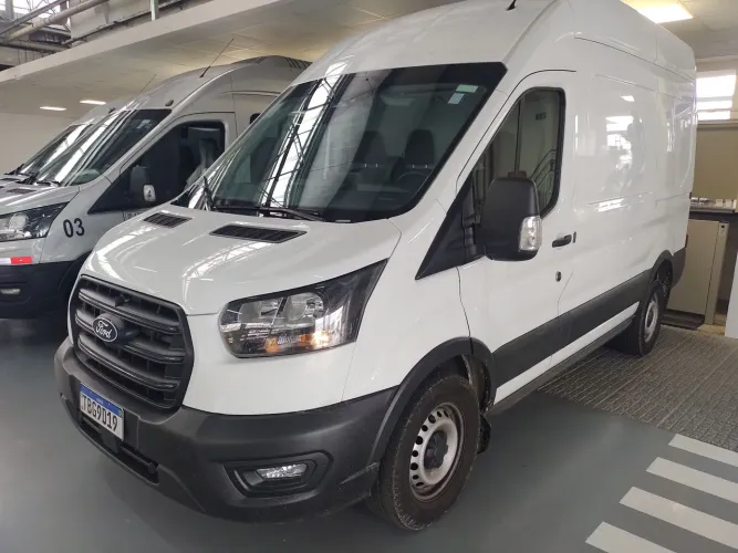 Ford Transit FURGÃO 2.0 MEDIO TURBO AUT. 2026