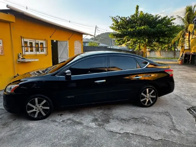 Nissan Sentra SL 2.0/ 2.0 Flex Fuel 16V Aut. 2014