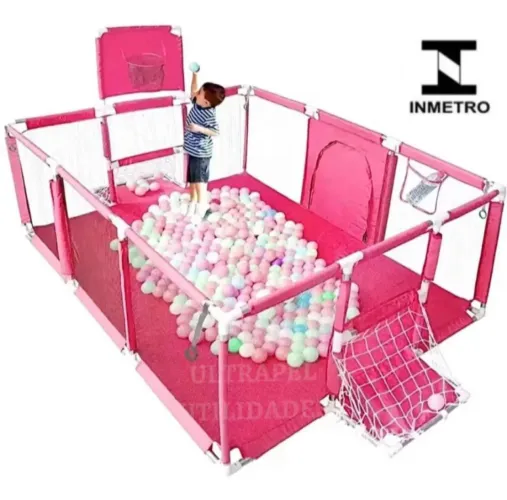 Cercado Pra Bebê espaçoso com + bolinhas da paleta Hello Kitty