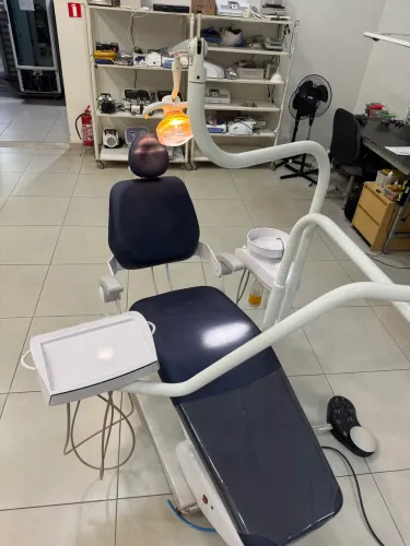 CADEIRA ODONTOLÓGICA KAVO UNIK