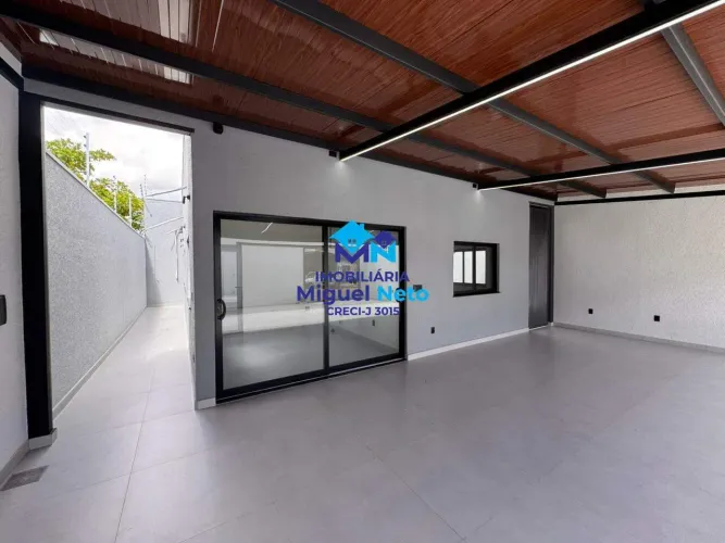 Casa Inteligente e Moderna em Localização Privilegiada Perto do Shopping