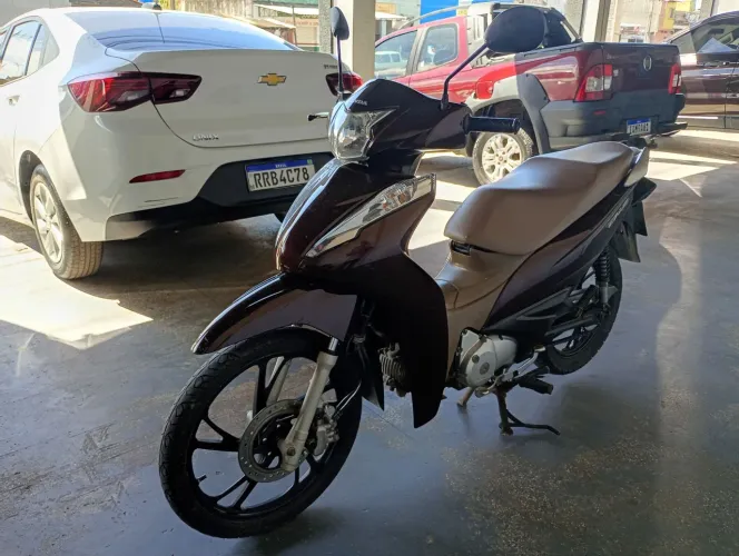 Honda biz +125. Novinha