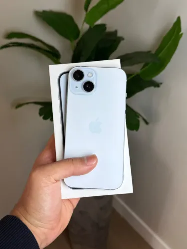 iPhone 15 128GB - Azul
