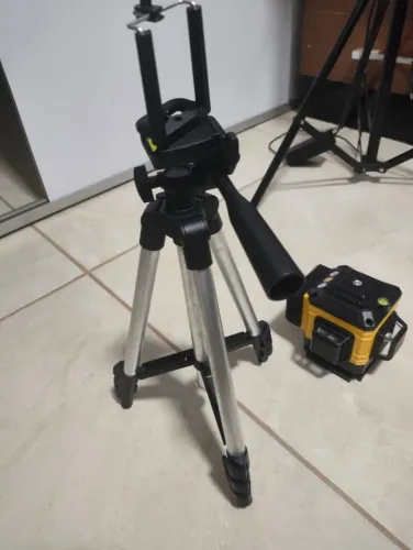 Nível A Laser Verde 12 Linhas Esquadro/Suporte/Tripé Recarregavel/Profissional Prumo Auton