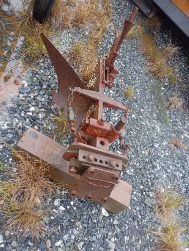 Arado aiveca para micro trator 