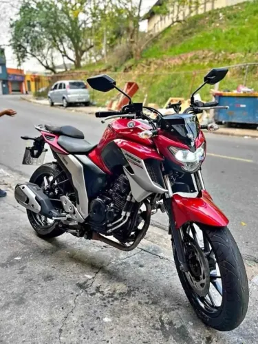 Yamaha Fazer 250