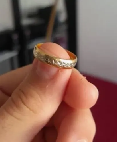 Aliança Ouro 18k 750 Bicolor Trabalhada - Joia Legítima Ouro Nobre