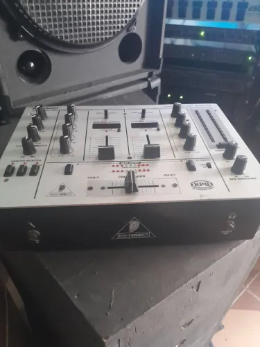 Mixer Behringer DJX400
