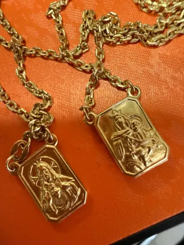 Escapulário de ouro 4.13g 18k procedência garantia eterna