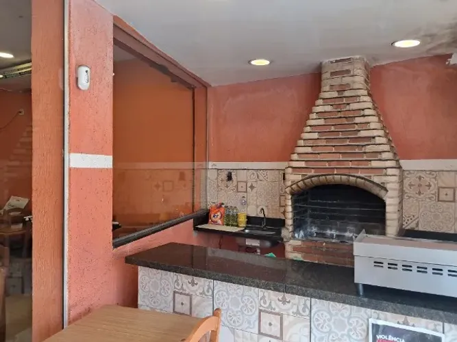 Cozinheiro ou Ajudante de Cozinha
