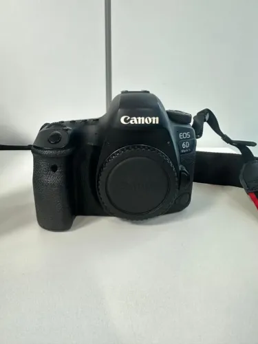 CÂMERA CANON EOS 6D MARK II 