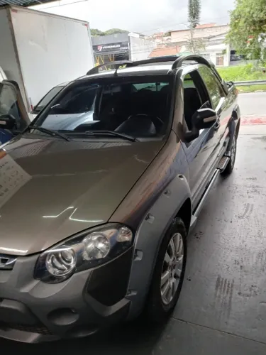 Fiat Strada Adventure1.8/ 1.8 Locker Flex CD 2016