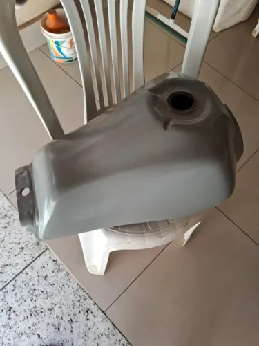 Tanque novo XLR/XLX 250 Honda.