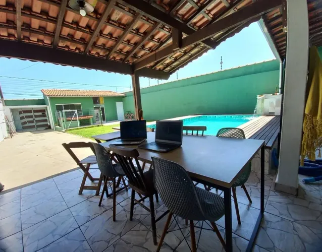 Casa com 4 quartos, 3 banheiros, 3 vagas, Piscina e Área Gormet - Nova Itanhaem - Itanhaém
