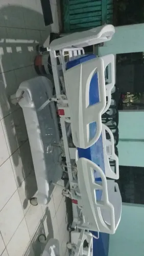 Cama elétrica e colchão hospitalar 