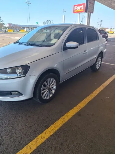Volkswagen Voyage Comf/highli. 1.6 MI T.flex 8V 4P 2013