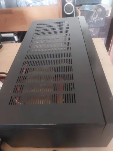 Amplificador sansui B3000
