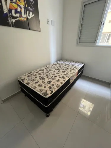 Cama Box Solteiro Preto e Branco