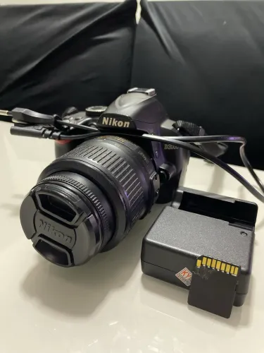 Nikon D3000 Completa | Ótimo Estado 