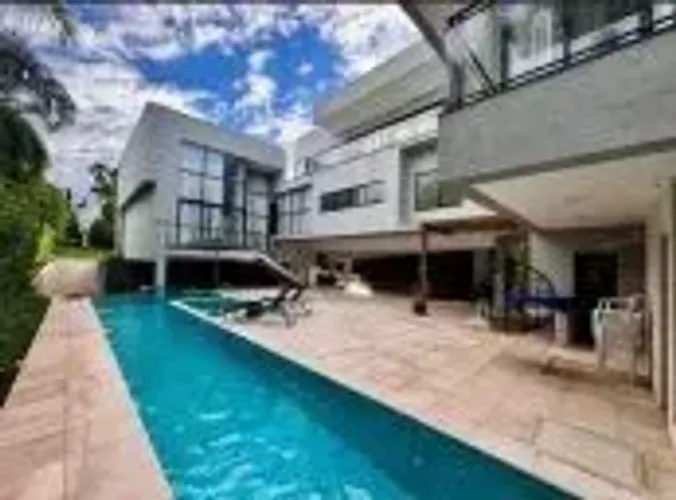 Casa de Condominio Sobrado no Aldeia do Vale para aluguel e venda com 4 quart aceita permu