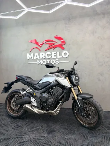 Honda CB 650R 2021