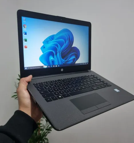 Notebook HP G7 Core i5-7ªGer, 8GB de RAM, 256GB SSD