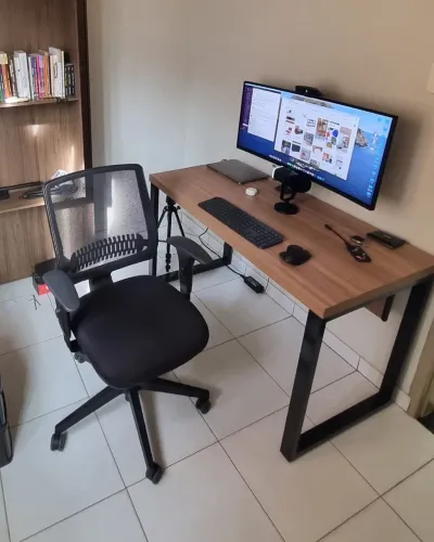 MESA DE ESCRITÓRIO