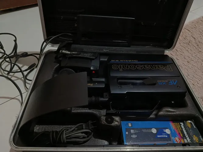 Camera filmadora PANASONIC AF-X6