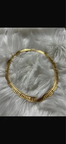 Colar de ouro