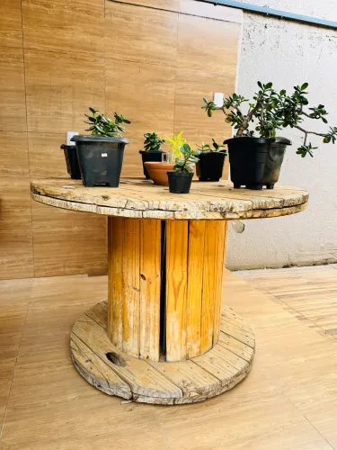 Mesa de Bitola rústica 