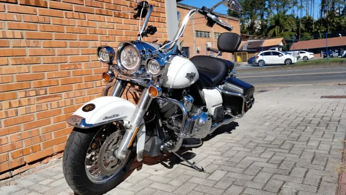 Harley Road King Classic