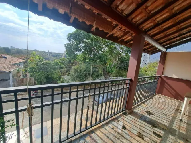Casa à venda e para alugar em Piracicaba, Centro, com 4 quartos, com 270 m²