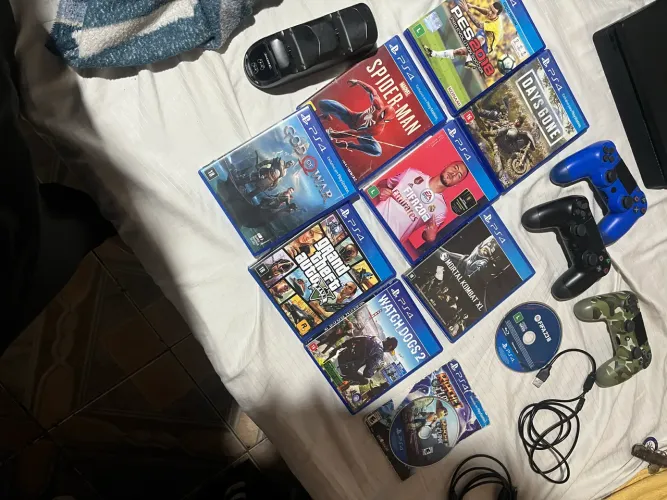 Ps4 slim 1tr