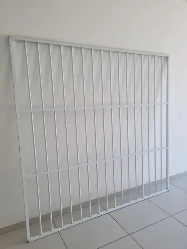Grade no alumínio 