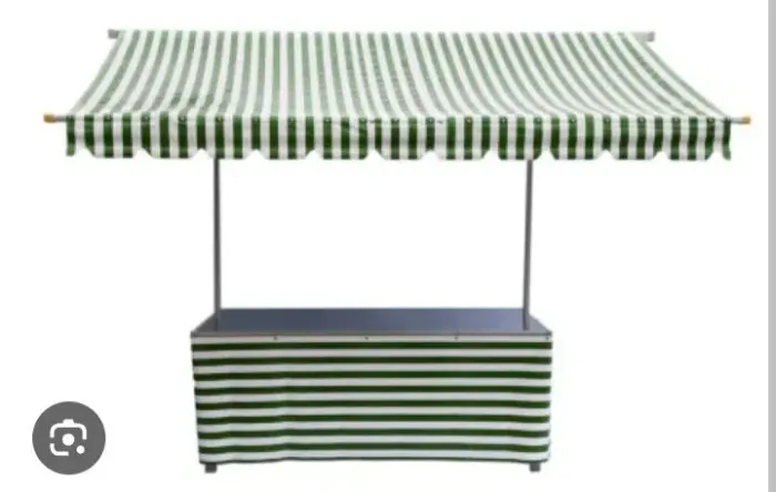 Tenho uma barraca de feira igual essa da foto com a tenda em estado de novo 