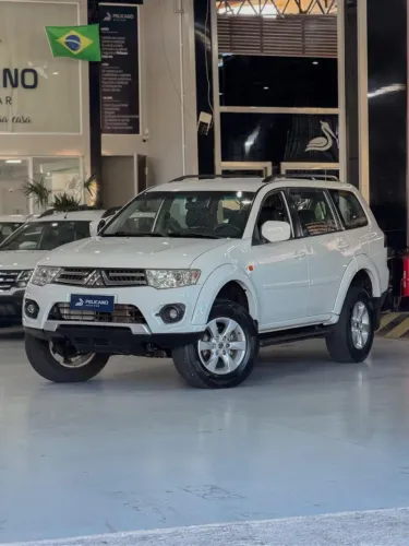 Mitsubishi Pajero Dakar HPE 3.2 4X4 T.I Dies 5P AUT 2015